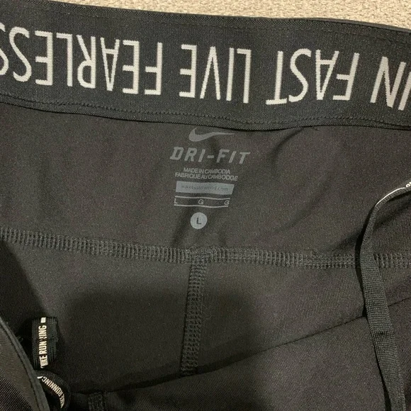 Nike Cropped Leggings sz L - Picture 4 of 4